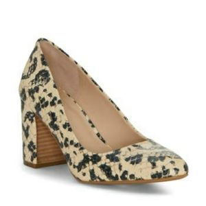 1.State Halee Pumps Size 7